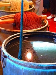 Fabric dyeing process, one of the uses of sodium bisulfite solution