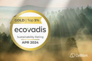 ecovadis gold medal with forest i the background